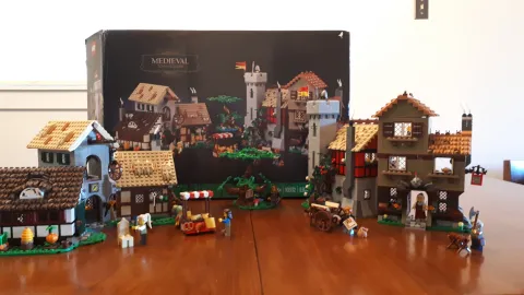 photo of the Lego set